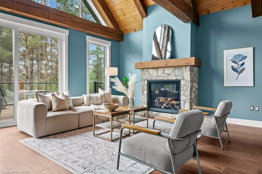 1040 Clyde Road, Cambridge, ON - Indoor Photo Showing Living Room With Fireplace
