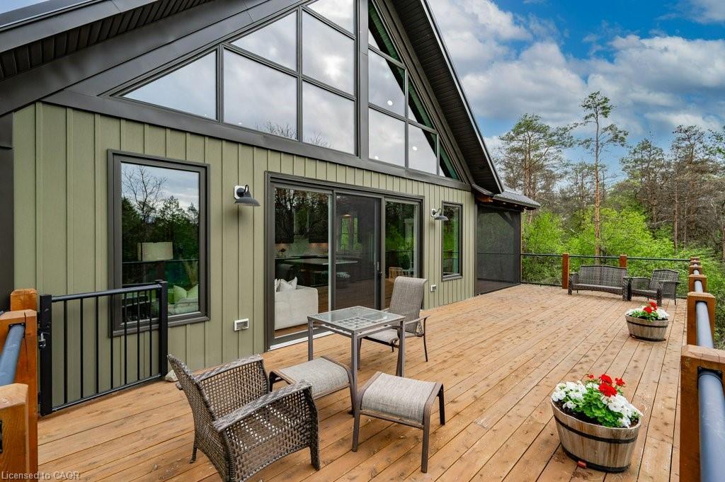 1040 Clyde Road, Cambridge, ON - Outdoor With Deck Patio Veranda With Exterior