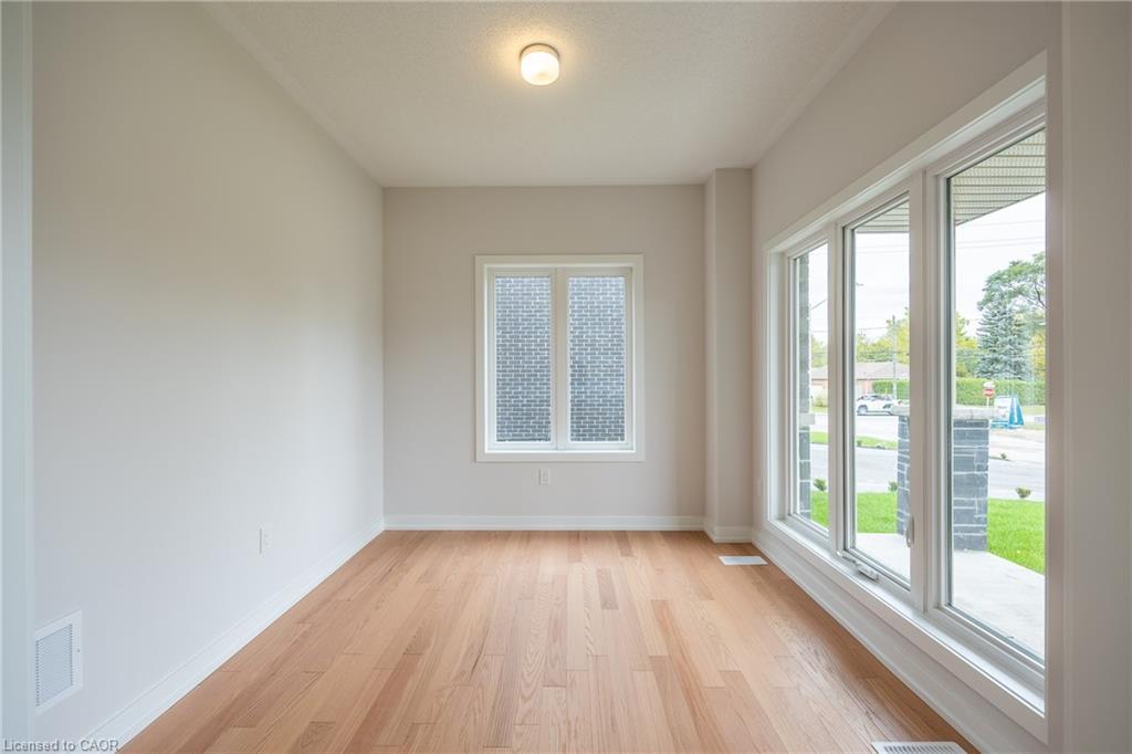 6 Butternut Drive, Simcoe, ON - Indoor Photo Showing Other Room