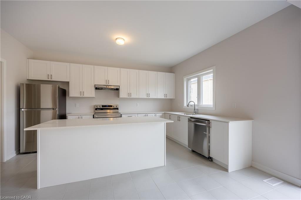 6 Butternut Drive, Simcoe, ON - Indoor Photo Showing Kitchen