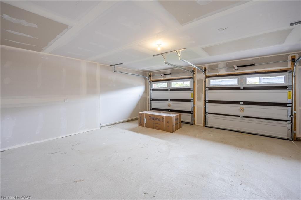 6 Butternut Drive, Simcoe, ON - Indoor Photo Showing Garage