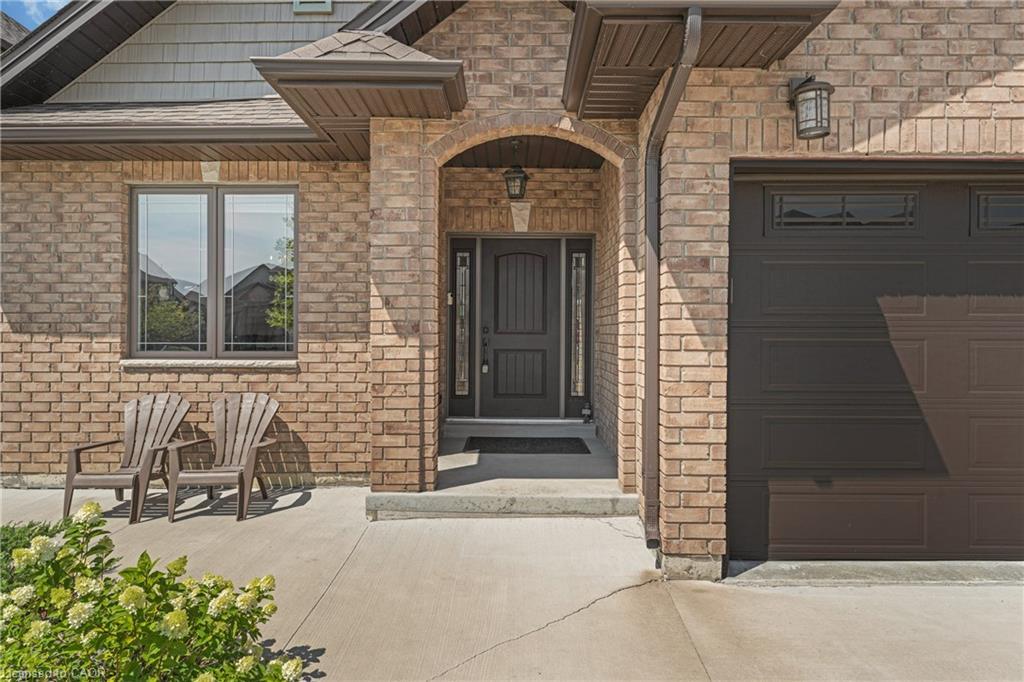 190 Spring Street, Lakeshore, ON - Outdoor