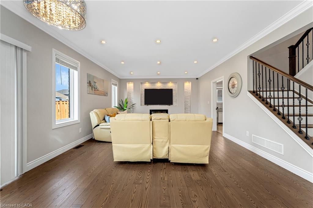 190 Spring Street, Lakeshore, ON - Indoor