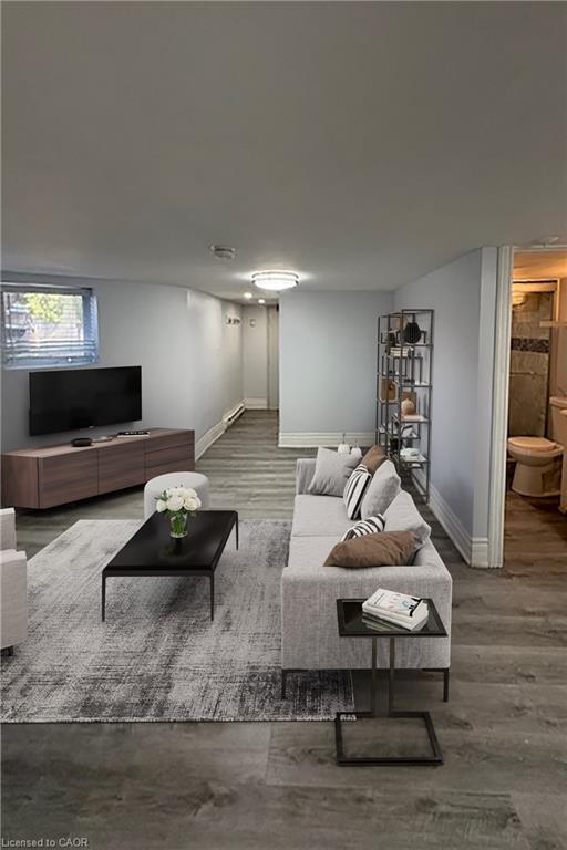 9-75 Mcintyre Crescent, Georgetown, ON - Indoor Photo Showing Living Room