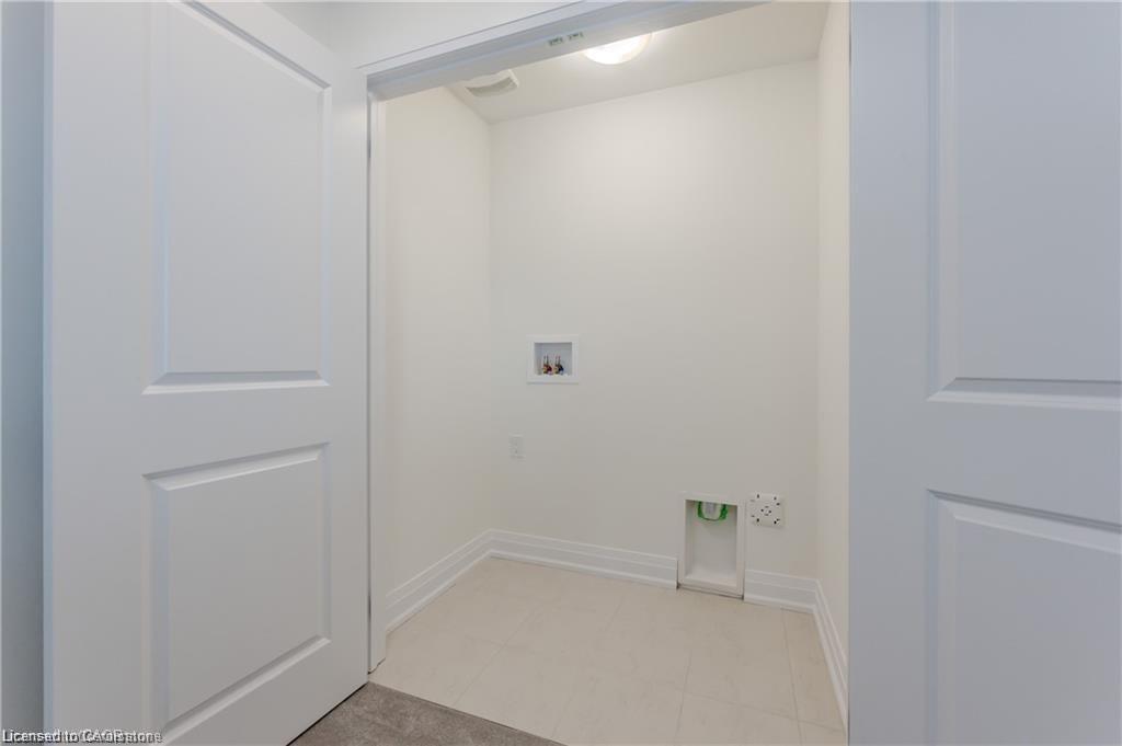 44-271 Grey Silo Road, Waterloo, ON - Indoor Photo Showing Other Room