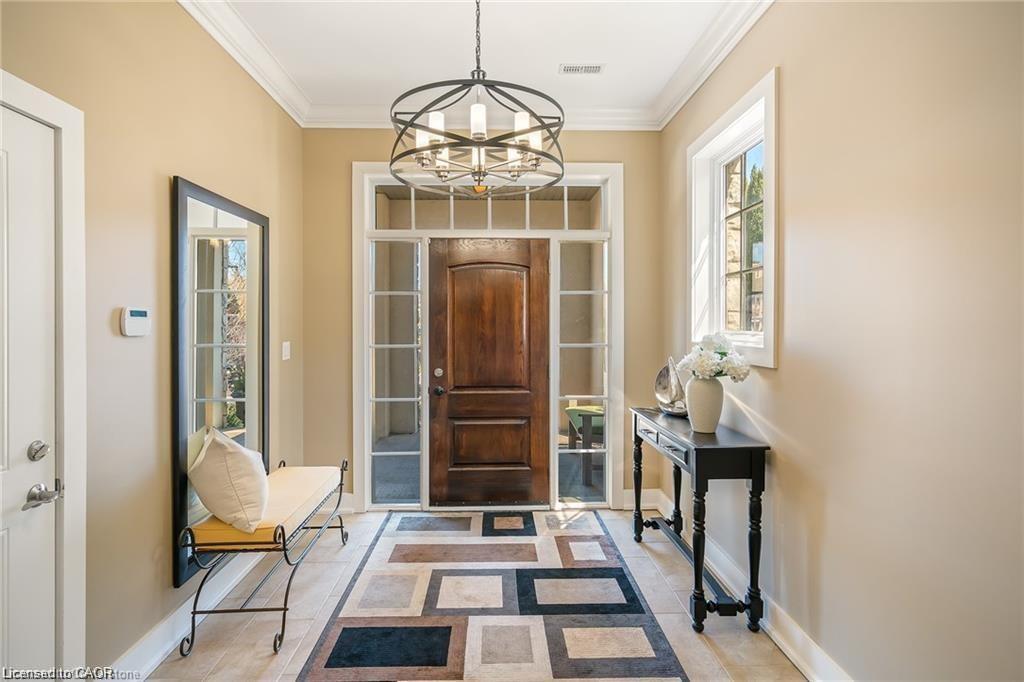 20-19 Lake Street, Grimsby, ON - Indoor Photo Showing Other Room