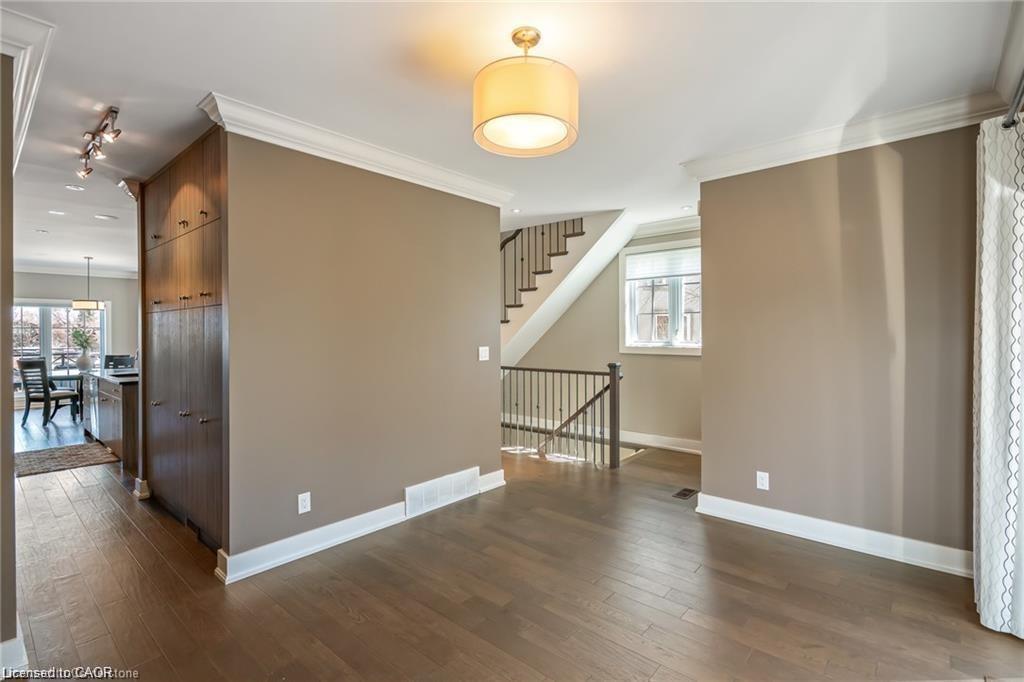 20-19 Lake Street, Grimsby, ON - Indoor Photo Showing Other Room