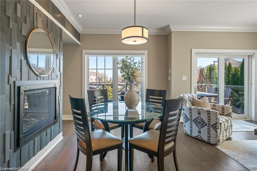 20-19 Lake Street, Grimsby, ON - Indoor Photo Showing Dining Room