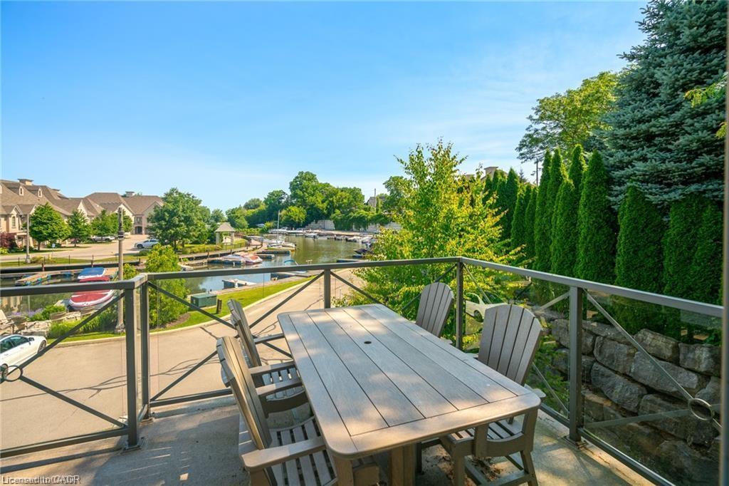 20-19 Lake Street, Grimsby, ON - Outdoor With Balcony