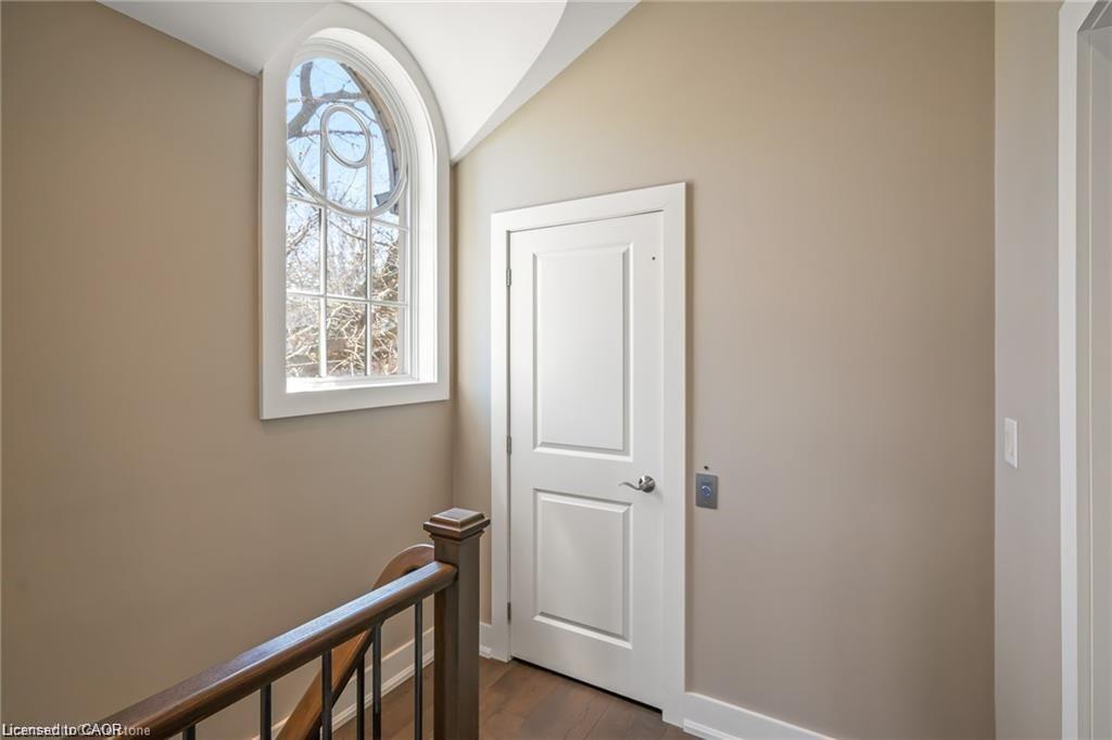 20-19 Lake Street, Grimsby, ON - Indoor Photo Showing Other Room