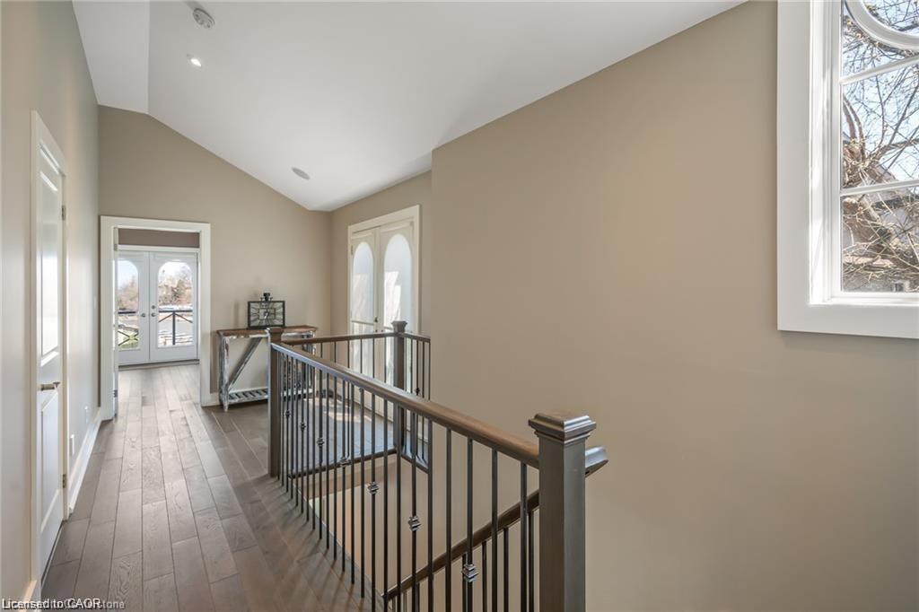 20-19 Lake Street, Grimsby, ON - Indoor Photo Showing Other Room