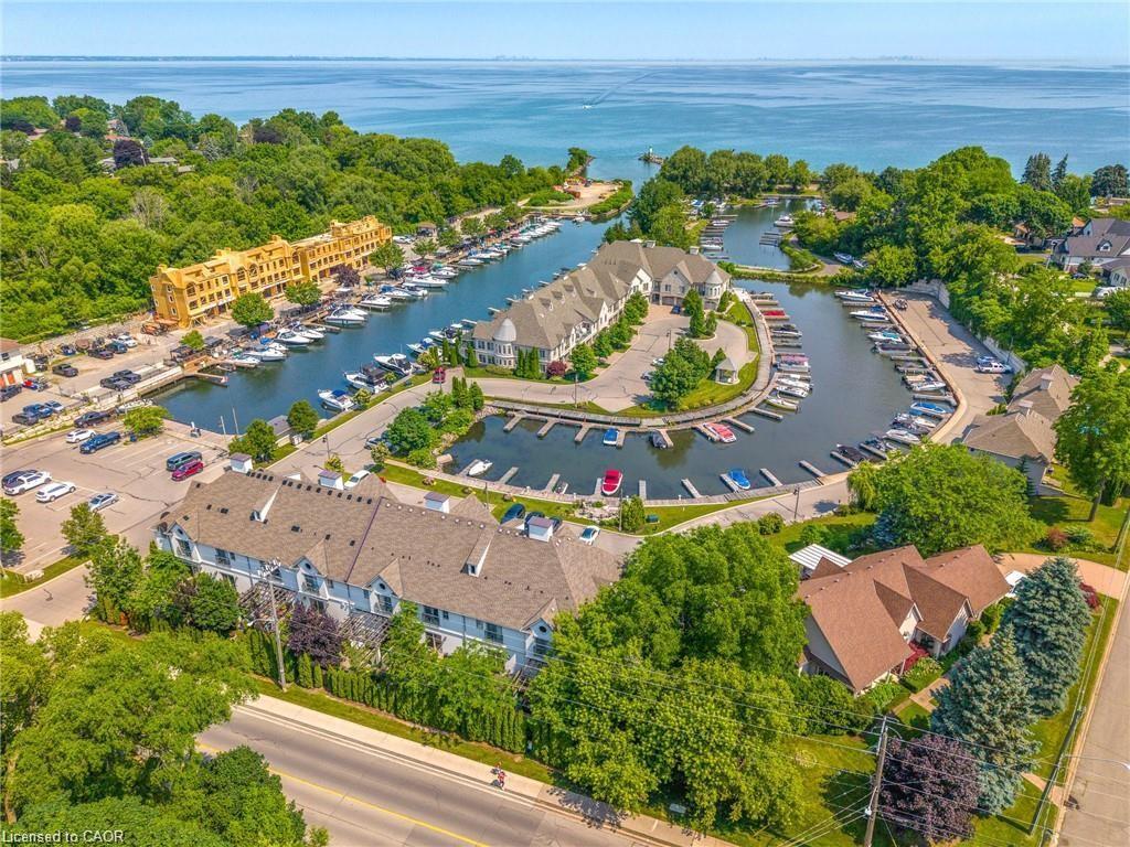 20-19 Lake Street, Grimsby, ON - Outdoor With Body Of Water With View