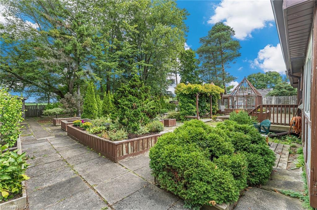 614 Golf Club Road, Hamilton, ON - Outdoor