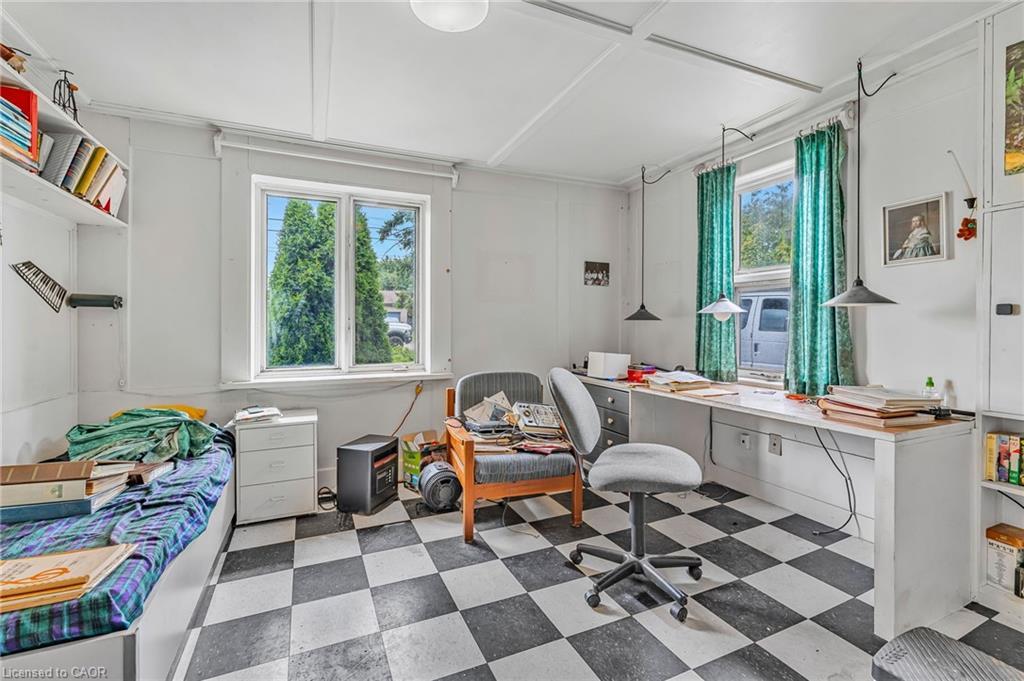 614 Golf Club Road, Hamilton, ON - Indoor