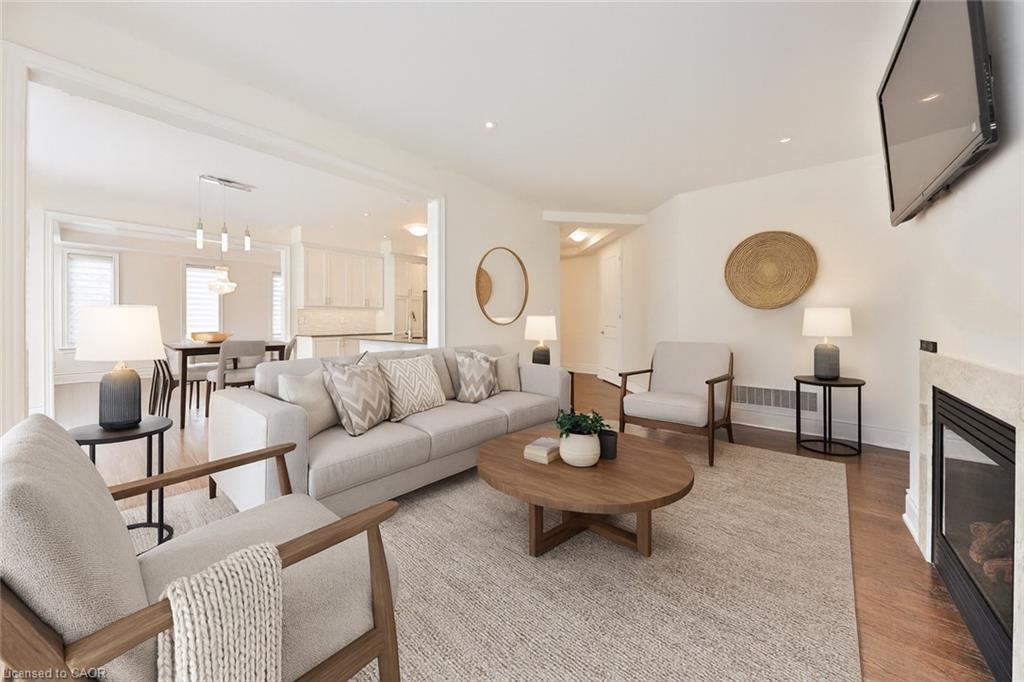 2163 Vineland Crescent, Oakville, ON - Indoor Photo Showing Living Room With Fireplace