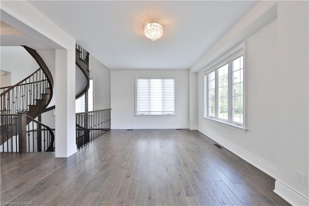 2163 Vineland Crescent, Oakville, ON - Indoor Photo Showing Other Room