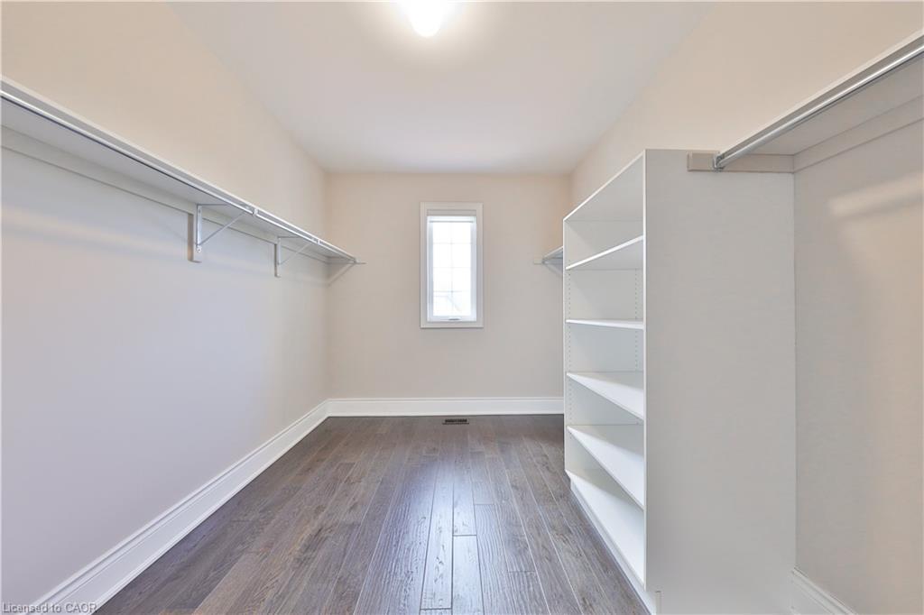 2163 Vineland Crescent, Oakville, ON - Indoor With Storage