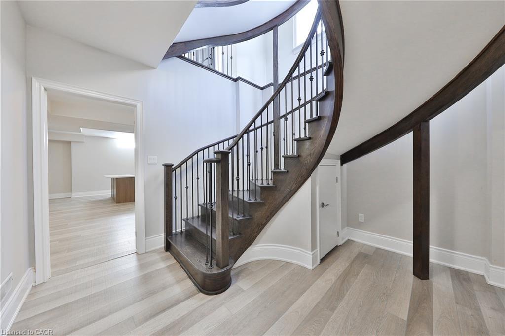 2163 Vineland Crescent, Oakville, ON - Indoor Photo Showing Other Room