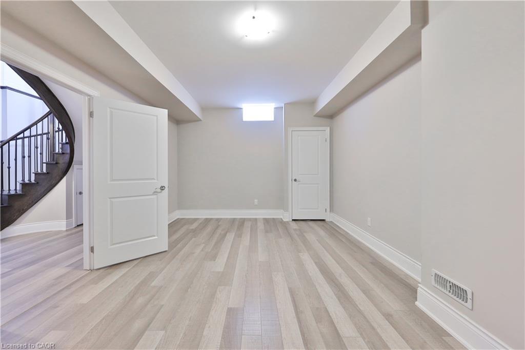 2163 Vineland Crescent, Oakville, ON - Indoor Photo Showing Other Room