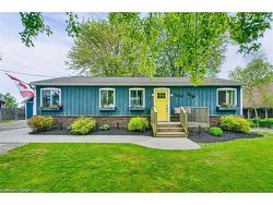 8 Beach Road Lowbanks, ON N0A 1K0