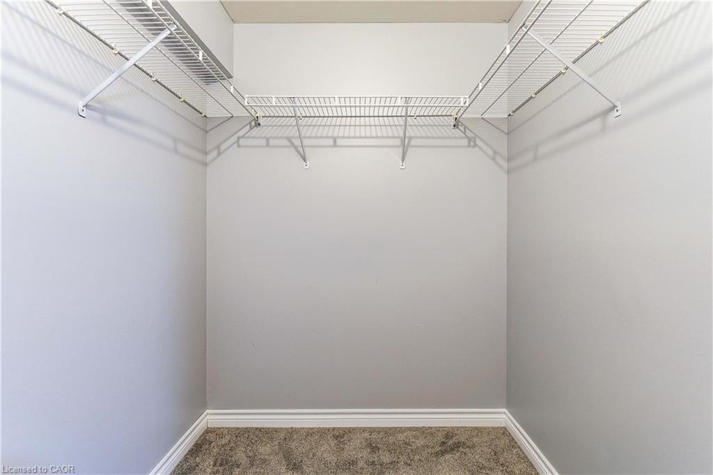 20-1030 Colborne Street E, Brantford, ON - Indoor With Storage