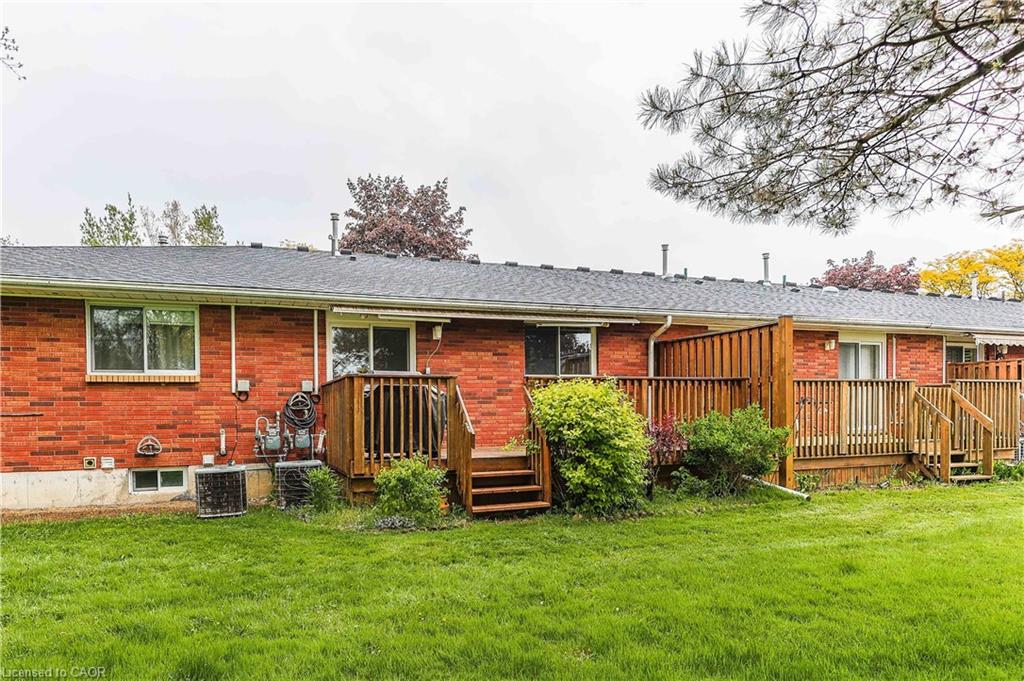 20-1030 Colborne Street E, Brantford, ON - Outdoor With Deck Patio Veranda
