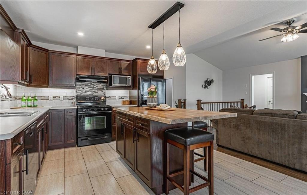 3 Woodhatch Crescent, Ingersoll, ON - Indoor Photo Showing Kitchen