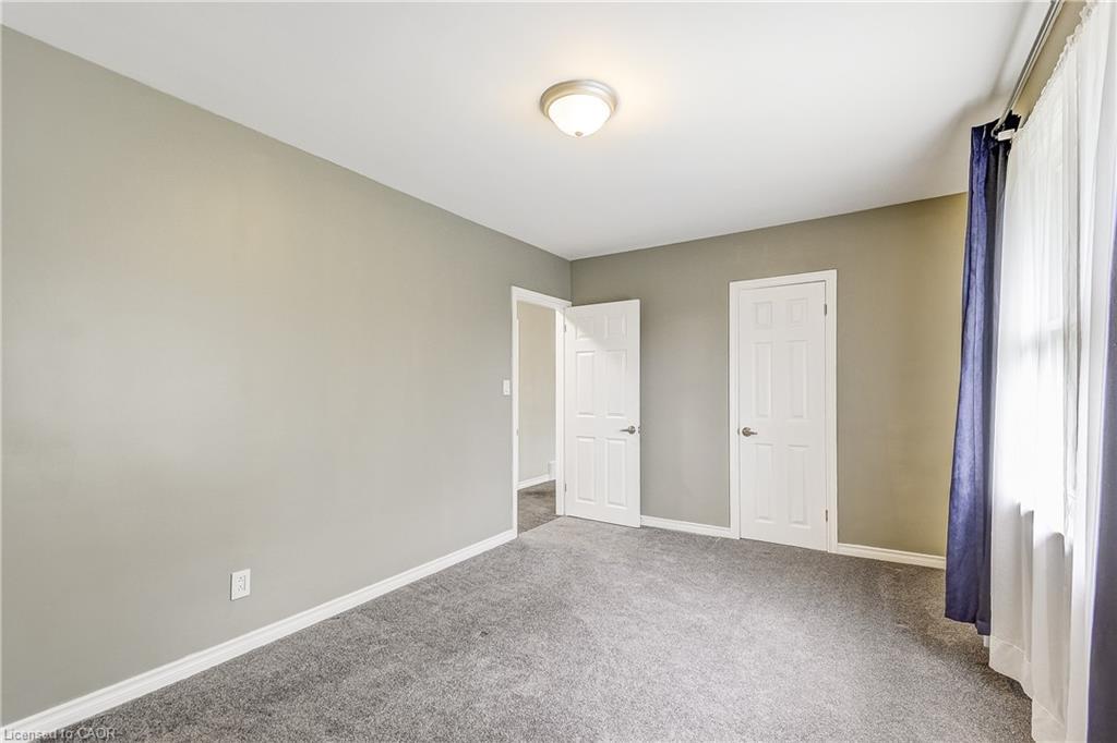 5446 Calvert Place, Burlington, ON - Indoor Photo Showing Other Room