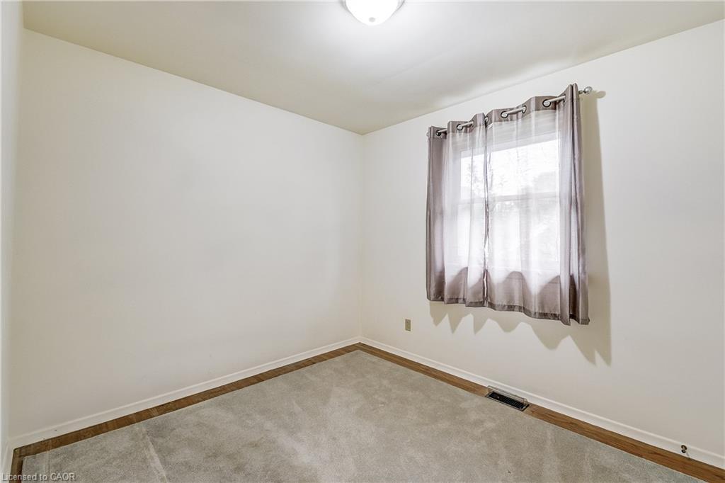 5446 Calvert Place, Burlington, ON - Indoor Photo Showing Other Room