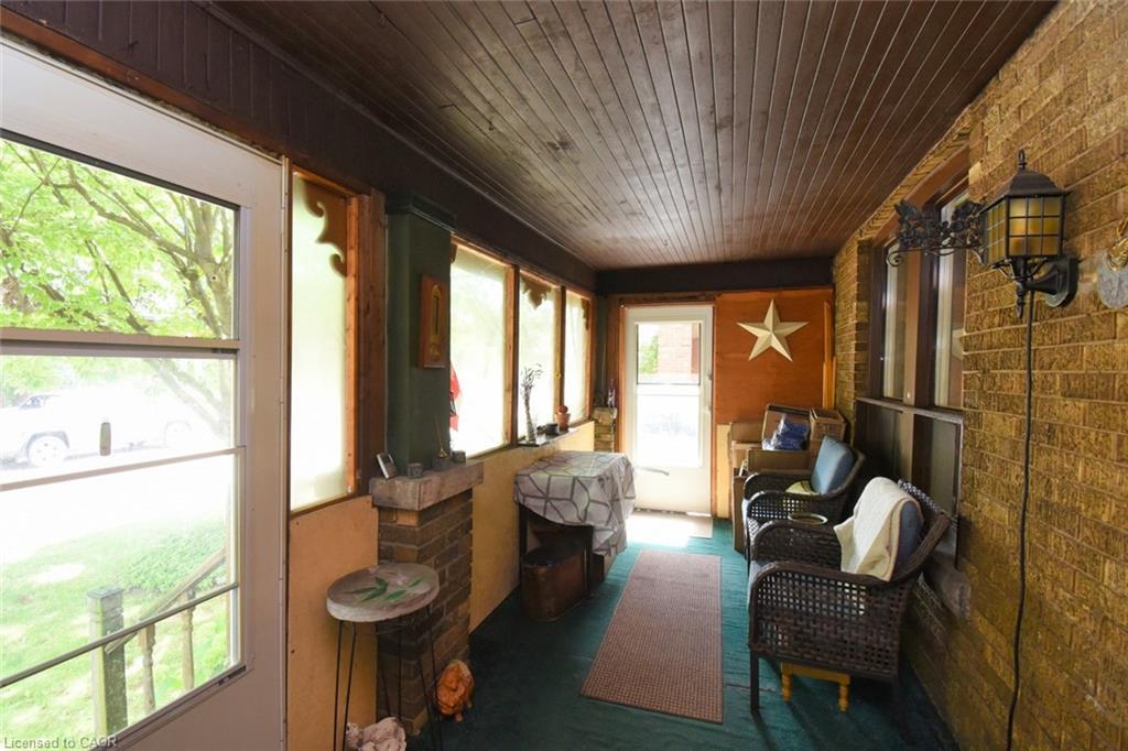 12 Leinster Avenue S, Hamilton, ON -