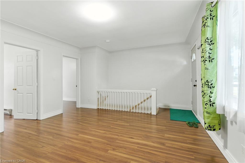 24 Macklin Street N, Hamilton, ON - Indoor Photo Showing Other Room