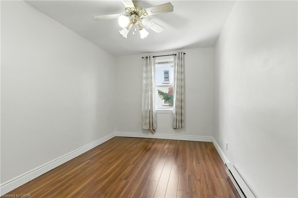 24 Macklin Street N, Hamilton, ON - Indoor Photo Showing Other Room