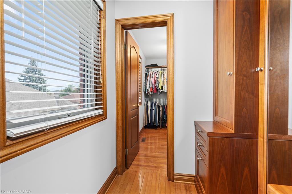 22 Wendakee Drive, Hamilton, ON - Indoor Photo Showing Other Room