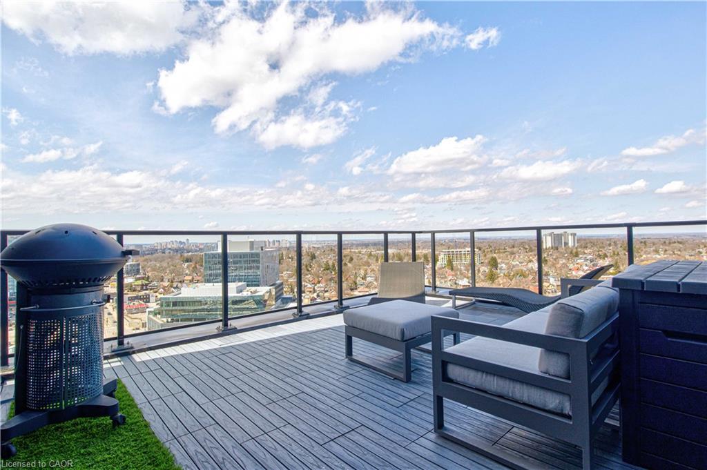 1902-1 Victoria Street S, Kitchener, ON - Outdoor With View