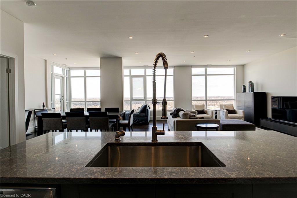 1902-1 Victoria Street S, Kitchener, ON - Indoor