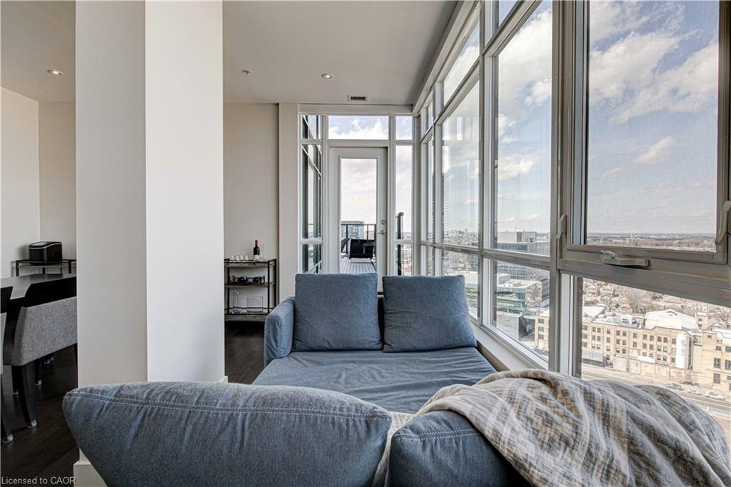 1902-1 Victoria Street S, Kitchener, ON - Indoor