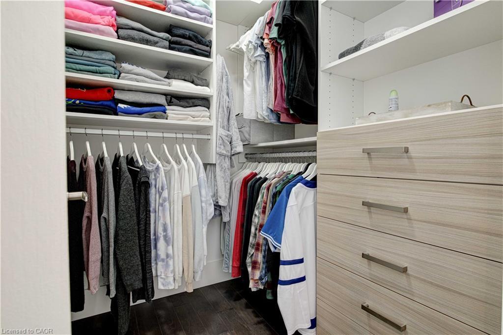 1902-1 Victoria Street S, Kitchener, ON - Indoor With Storage