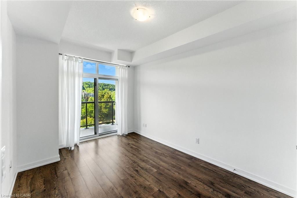 709-81 Robinson Street, Hamilton, ON - Indoor Photo Showing Other Room