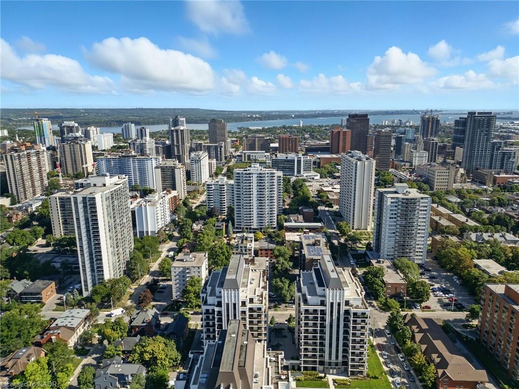 709-81 Robinson Street, Hamilton, ON - Outdoor With View