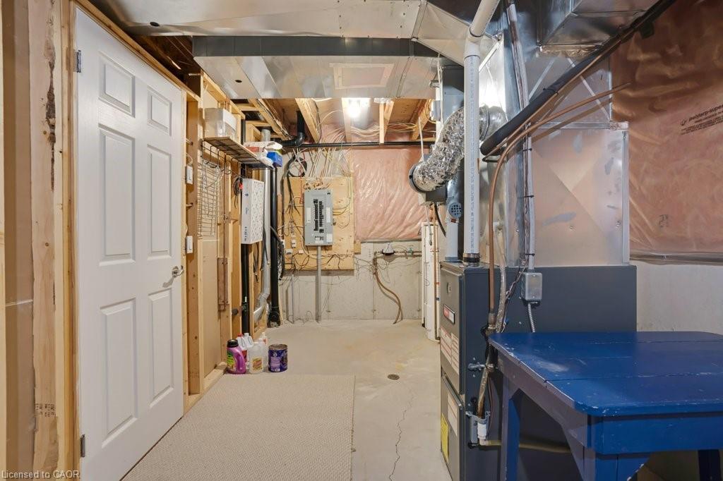 99-20 Isherwood Avenue, Cambridge, ON - Indoor Photo Showing Basement