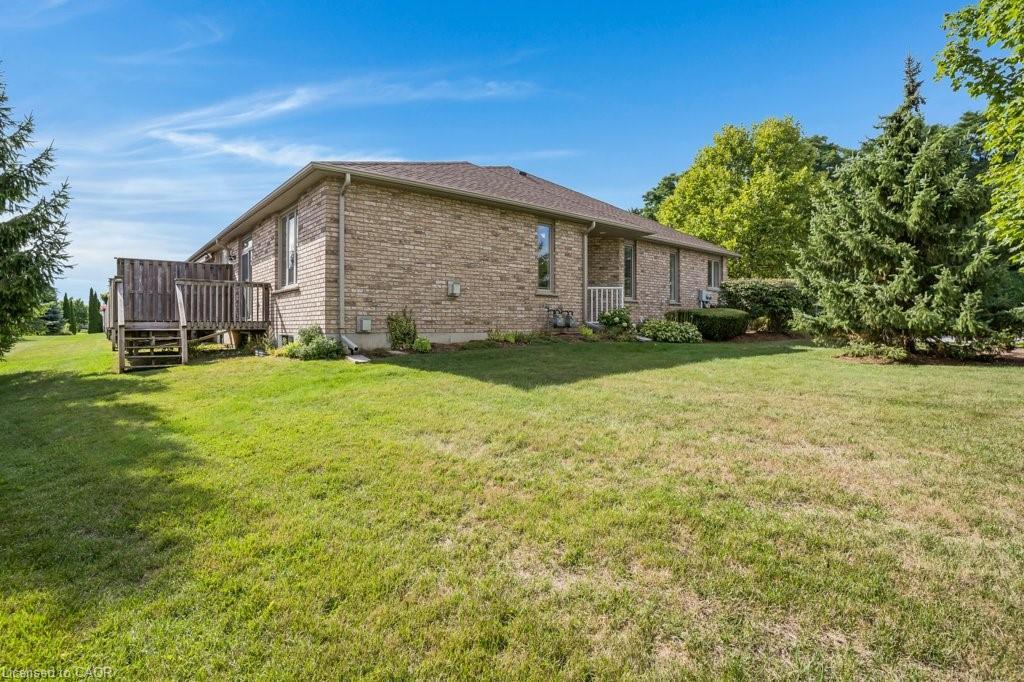 99-20 Isherwood Avenue, Cambridge, ON - Outdoor