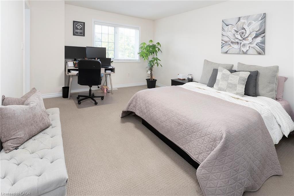 14-345 Glancaster Road, Ancaster, ON - Indoor Photo Showing Bedroom