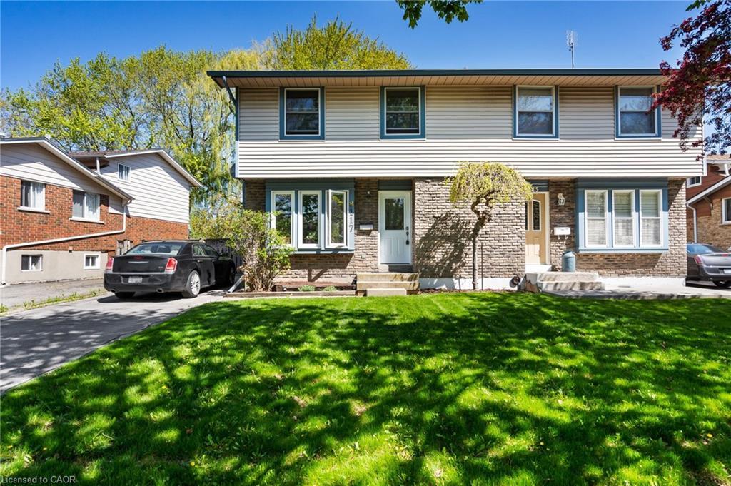 8117 Lynhurst Drive, Niagara Falls, ON - Outdoor