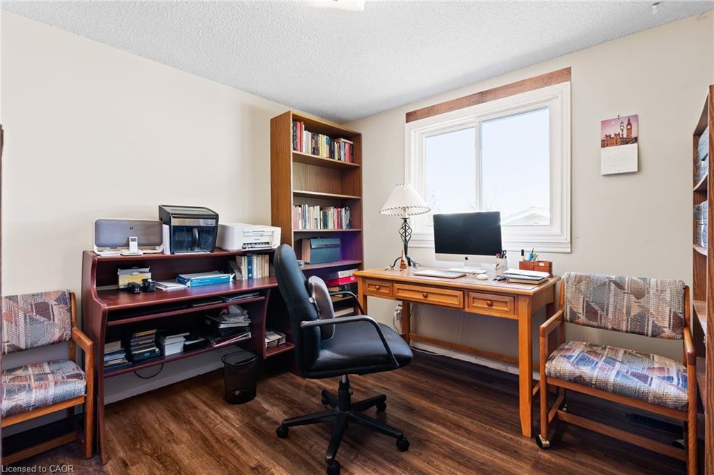 8117 Lynhurst Drive, Niagara Falls, ON - Indoor Photo Showing Office
