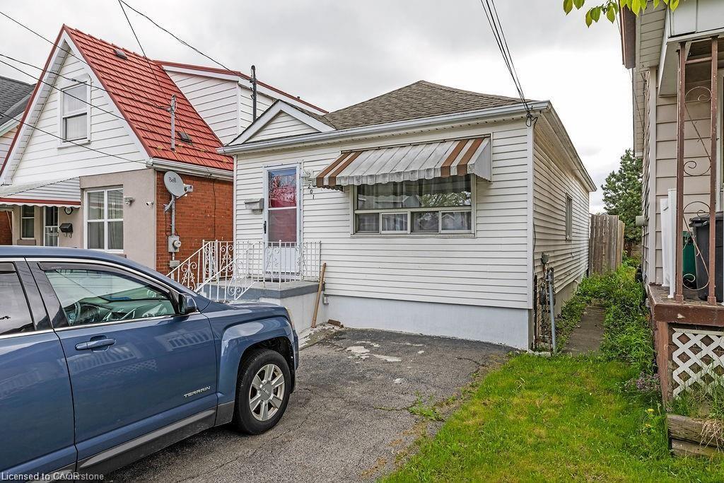 201 East 23Rd. Street, Hamilton, ON - Outdoor