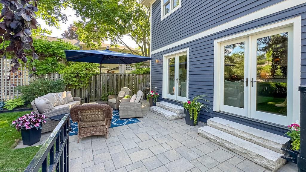 44 Head Street, Oakville, ON - Outdoor With Exterior