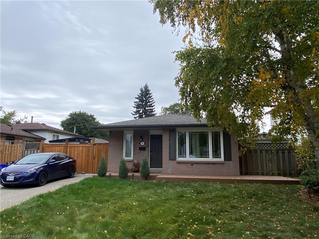 24 Queenslea Drive, Hamilton, ON - Outdoor