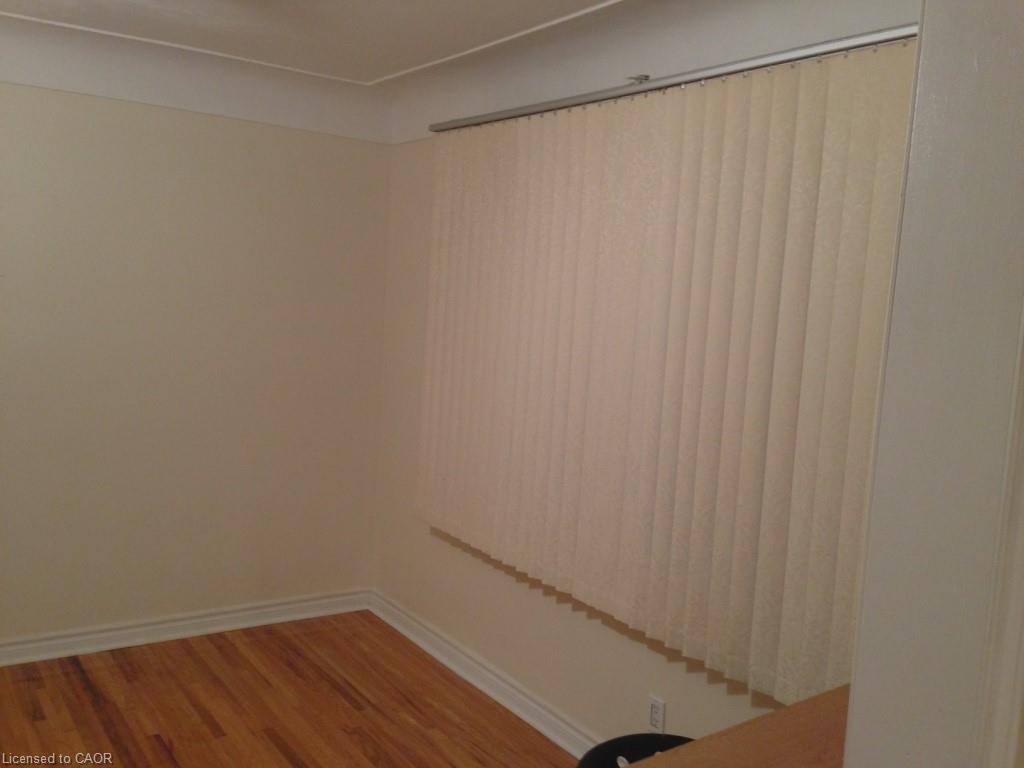 21 West Street, Dundas, ON - Indoor Photo Showing Other Room