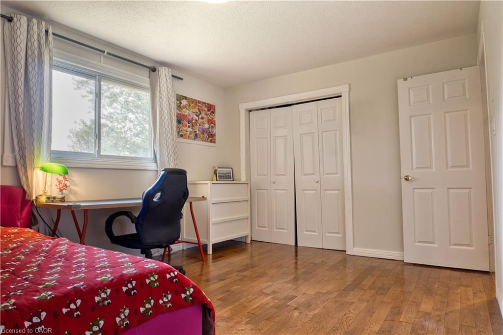 365 Adeline Drive, Georgina, ON - Indoor Photo Showing Bedroom