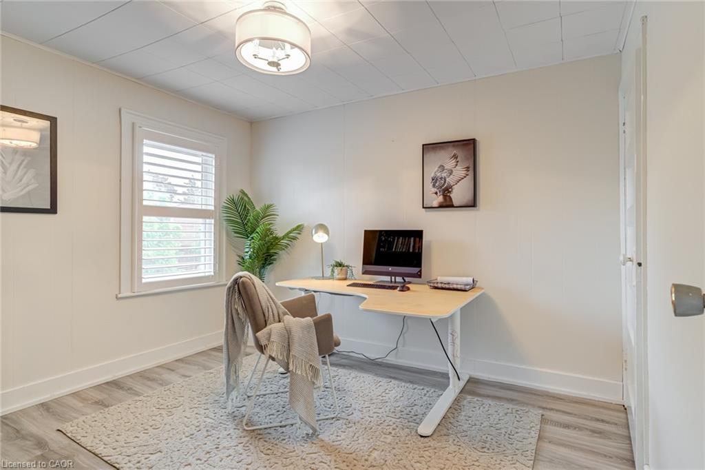 39 East Bend Avenue S, Hamilton, ON - Indoor Photo Showing Office